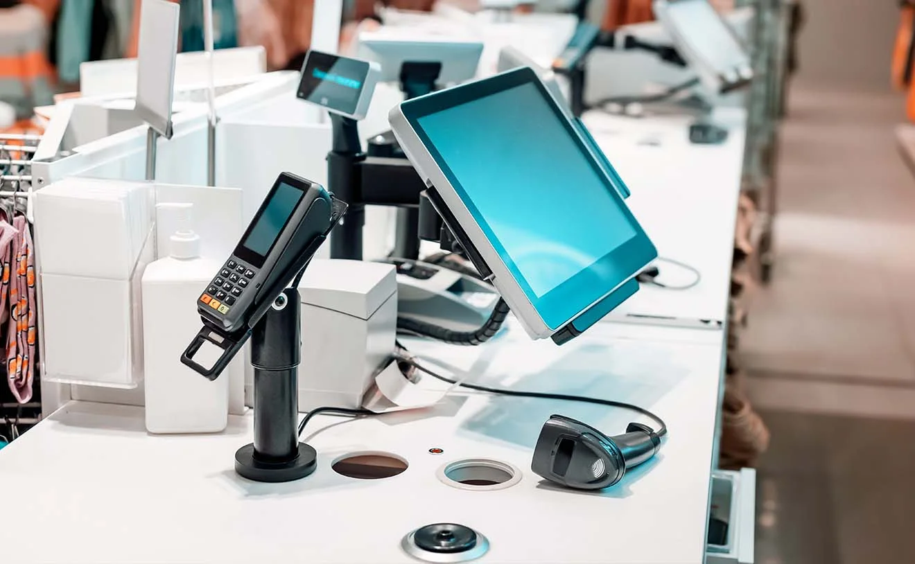 Für vielfältige Kassensysteme geeignet | Add-on Kasse Zahlungsterminal und Kassensystem mit Bildschirm in einem Geschäft