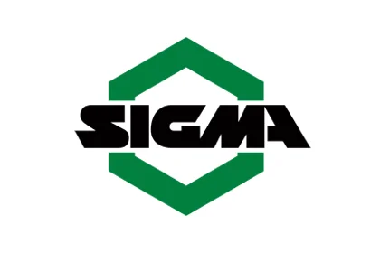 SIGMA Gruppe: Logo Grünes Sechseck als Rahmen; darin schwarze Wortmarke „SIGMA“ als geometrische Bild-Wort-Marke.